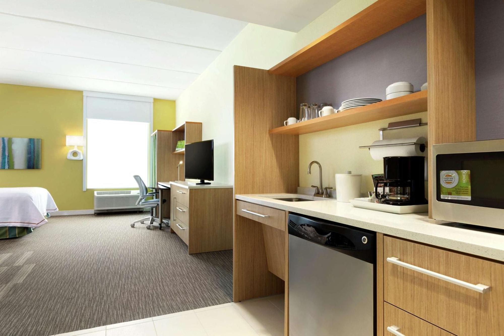 Home2 Suites By Hilton Saratoga Мальта Экстерьер фото